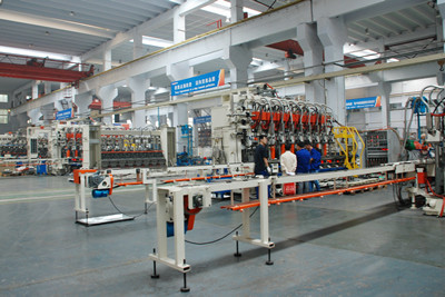 2 CIS製瓶機順（shùn）利試車_size.jpg