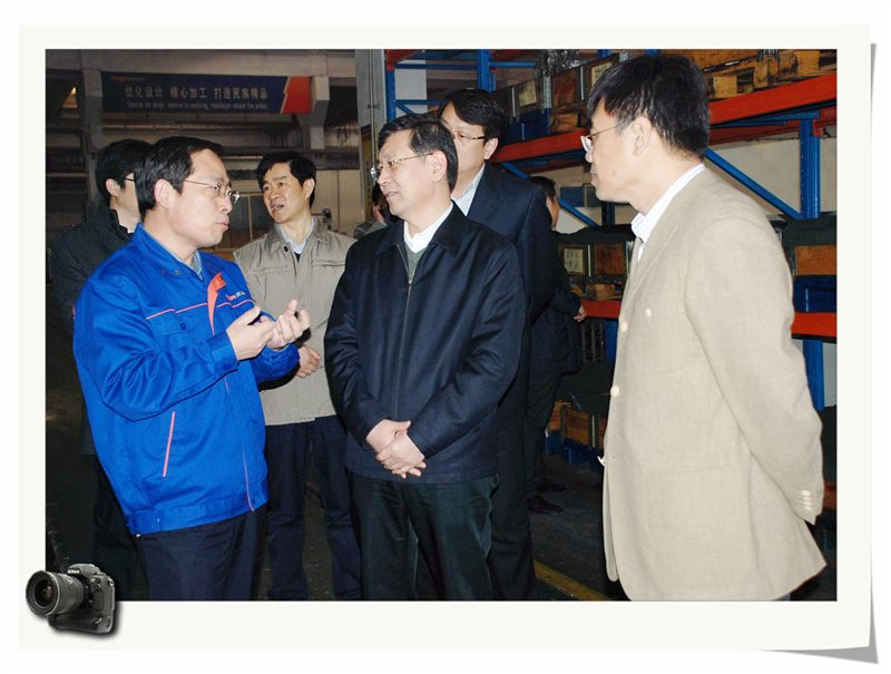 1 淄博市委副書（shū）記、市長周連（lián）華視察公司`.jpg